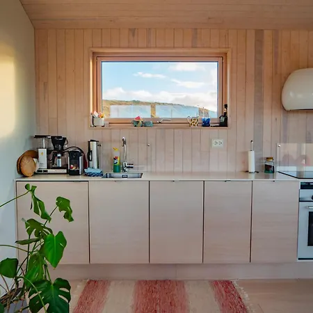 Sjovett - House By The Dom wakacyjny